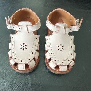 Lavender Flora sandals Adelisa & Co size 23 (7) toddler